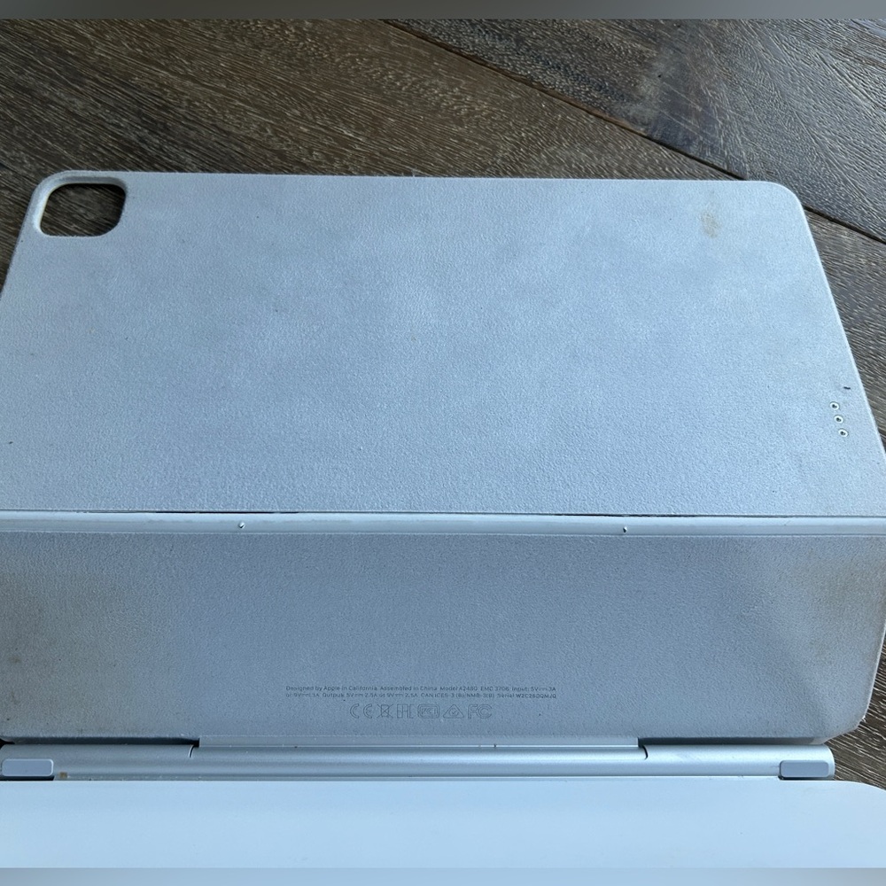 Apple Magic Keyboard A2480 - Picture 13 of 14